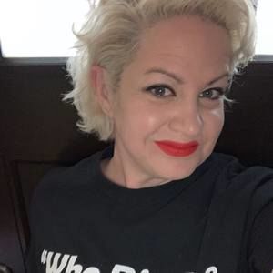 Meet your Posher, Lisa